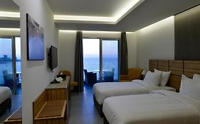 Zett Jounieh 5*